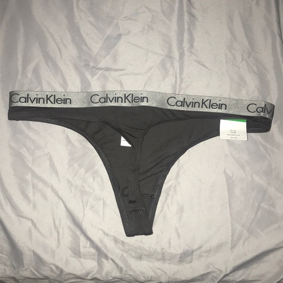 Calvin Klein Women’s Thong🆕 - Picture 9 of 10